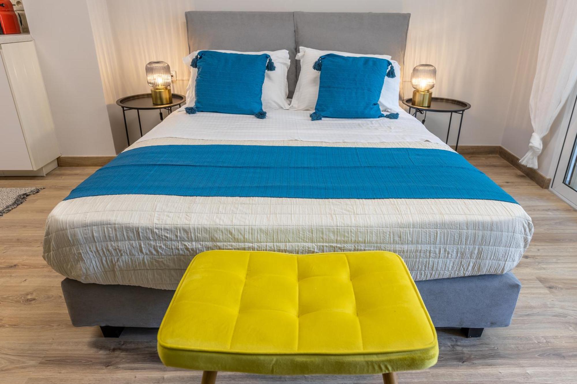 Athenian Sensations Apartments And Suites In The Heart Of アテネ エクステリア 写真