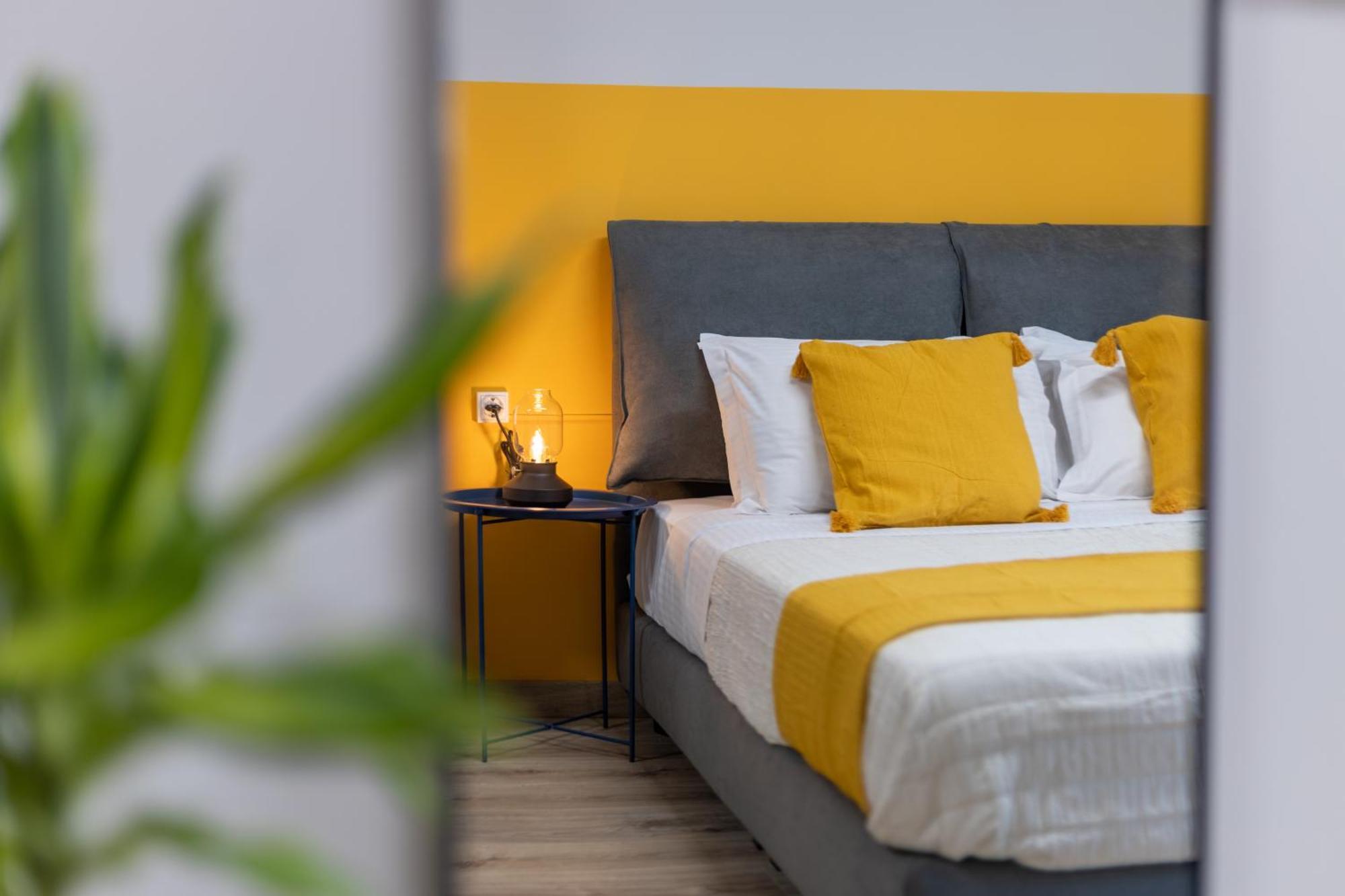 Athenian Sensations Apartments And Suites In The Heart Of アテネ エクステリア 写真
